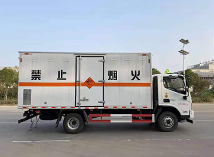 新都爆破器材运输车